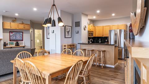 Stratton Hotels Long Trail House