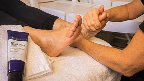 relaxing foot massage treatment at stratton resort 