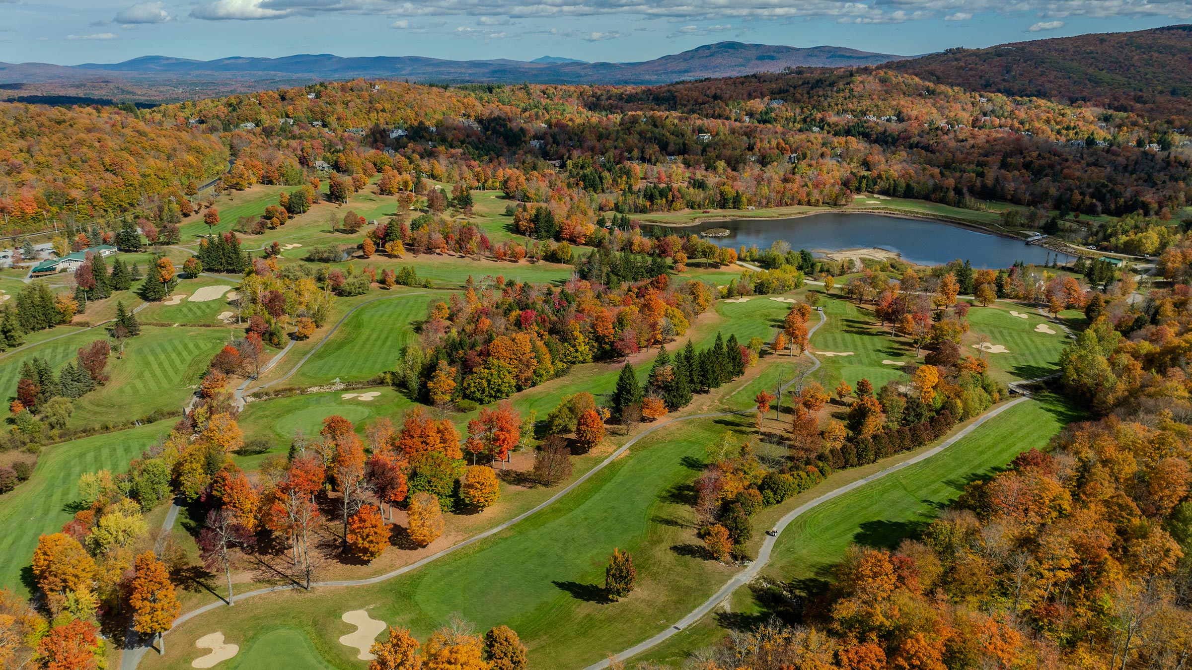 Stratton Mountain Golf Club fairway amid fall foliage