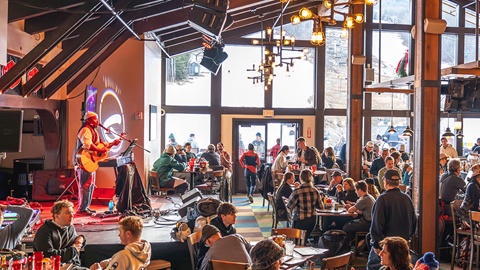 Après shows and live music at Stratton Mountain Resort