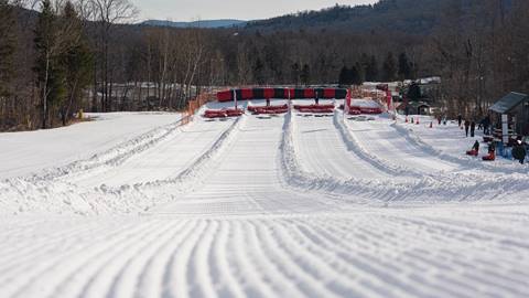 Snowtubing at Stratton