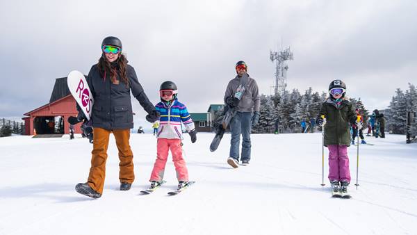 Snowboard Ski: Season Rentals Stratton Mountain Resort