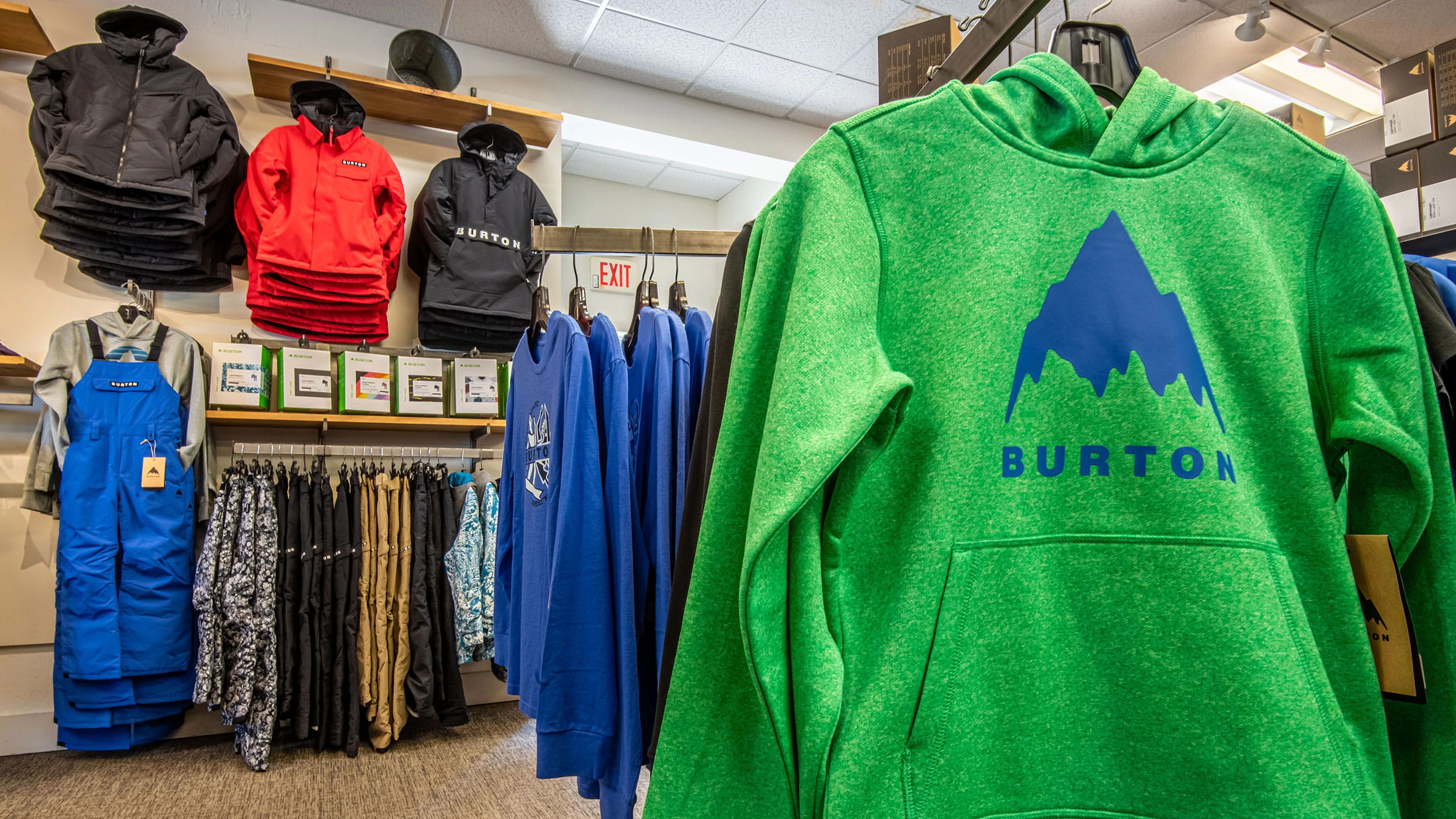 Collectief door elkaar haspelen struik Burton Store at Stratton Mountain Vermont