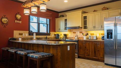 Hearthstone Lodge on Stratton Mountain