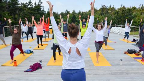 2017-09-05_ST_LS_lolelivesoutloud_summitYoga_10.jpg