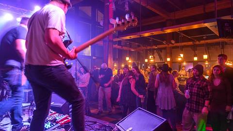 Music at Grizzly's