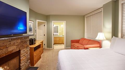 Book now for the best savings and selection. Up to 50% off Lodging and Lift Tickets