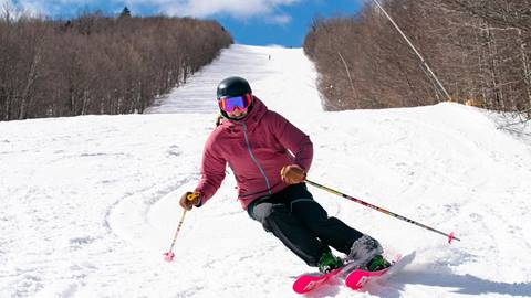 Skiing at Stratton
